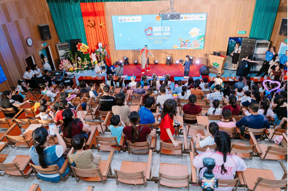 Rộn ràng và ấm áp Chương trình Nghệ thuật thiện nguyện “Khúc ca Blouse trắng – Trung thu yêu thương 2026” tại Bệnh viện Nhi Trung Ương Rộn ràng và ấm áp Chương trình Nghệ thuật thiện nguyện “Khúc ca Blouse trắng – Trung thu yêu thương 2026” tại Bệnh viện Nhi Trung Ương