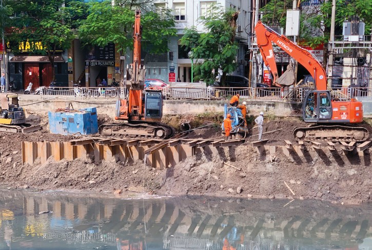 Theo số liệu của Bộ Tài chính, còn khoảng 344 nghìn tỷ đồng cần giải ngân trong thời gian còn lại của kế hoạch đầu tư công năm 2023. Ảnh: Nhã Chi ảnh 1