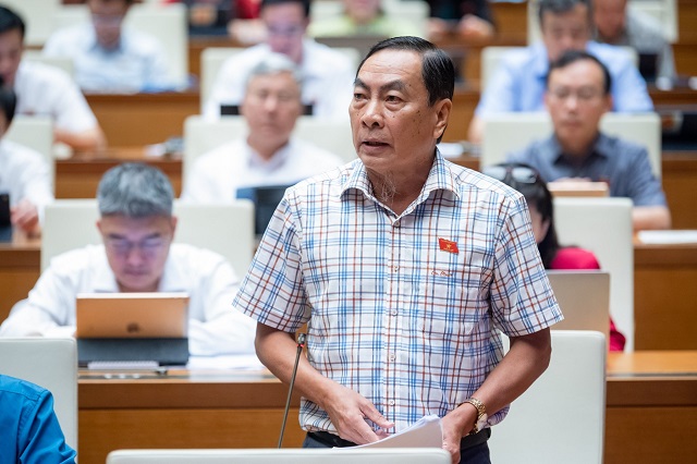 "Thao túng trong thị trường BĐS nguy hiểm không kém gì thao túng trong thị trường chứng khoán" "Thao túng trong thị trường BĐS nguy hiểm không kém gì thao túng trong thị trường chứng khoán"