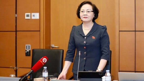 Chuyên gia nói về kiến nghị tạm dừng tăng lương vào năm 2025