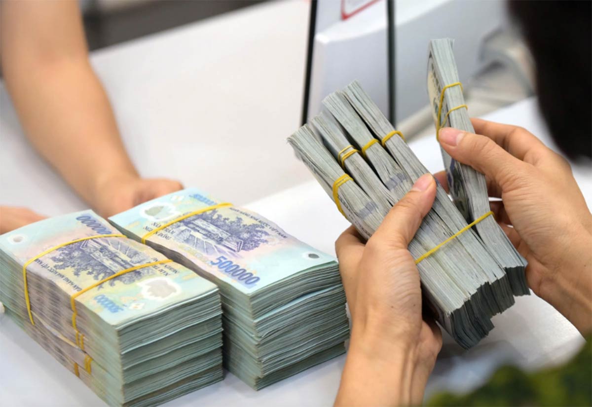 Chuyển động nhân sự ngân hàng: Bề nổi và phần chìm Chuyển động nhân sự ngân hàng: Bề nổi và phần chìm