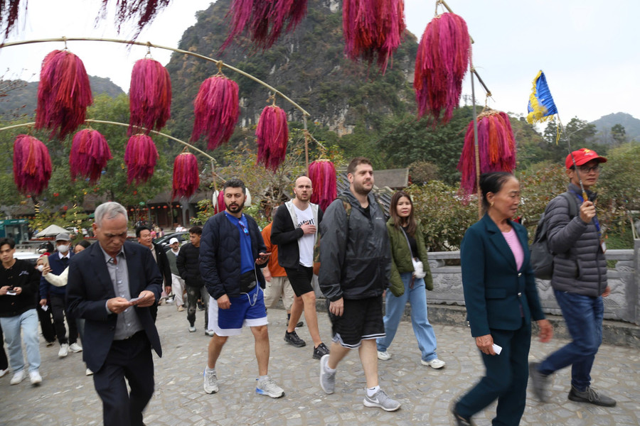 Khách quốc tế đến Việt Nam vượt 15 triệu lượt sau 9 tháng