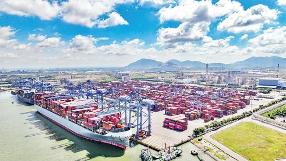 HSBC nâng dự báo tăng trưởng Việt Nam từ 6,6% lên 7,9%