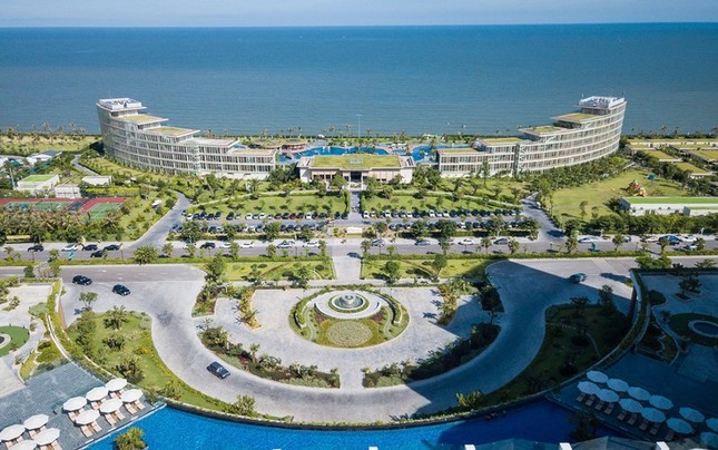 Ng&acirc;n h&agrave;ng ồ ạt ph&aacute;t m&atilde;i bất động sản nghỉ dưỡng ảnh 2