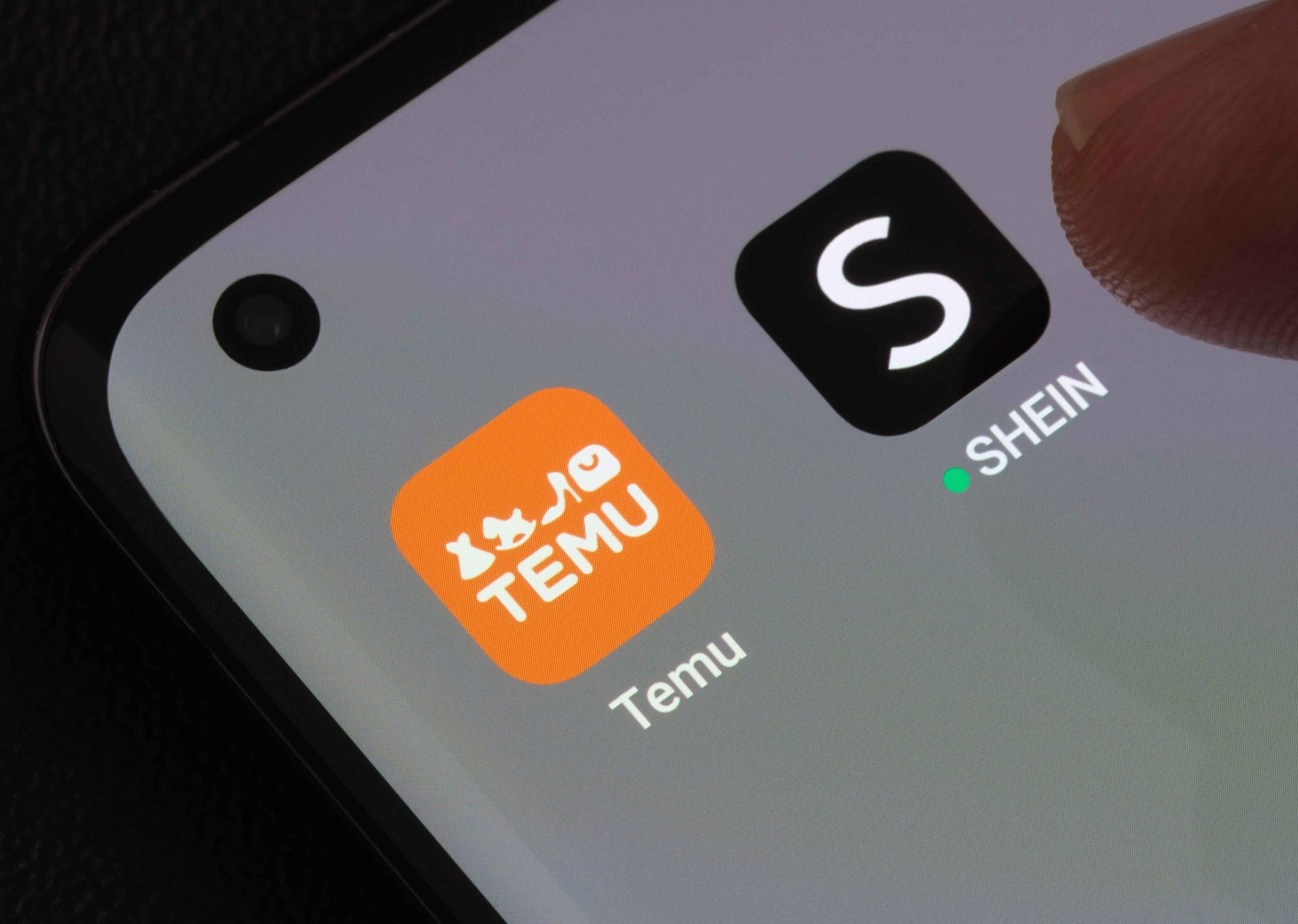 ‘Nóng’ chuyện thuế bán hàng online: Bộ Tài chính lên tiếng