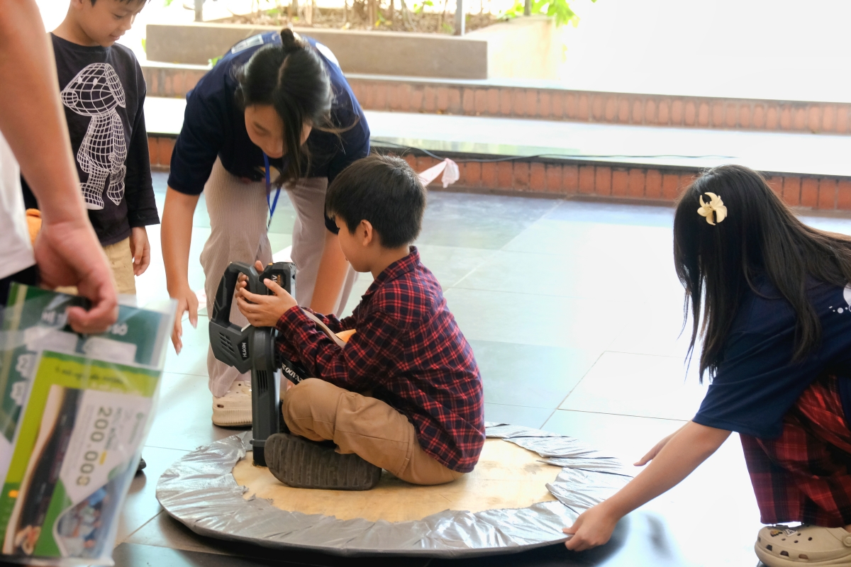 Khám phá hành trình phát triển rực rỡ của khoa học cùng Amsers tại Science Tornado 2024 Khám phá hành trình phát triển rực rỡ của khoa học cùng Amsers tại Science Tornado 2024