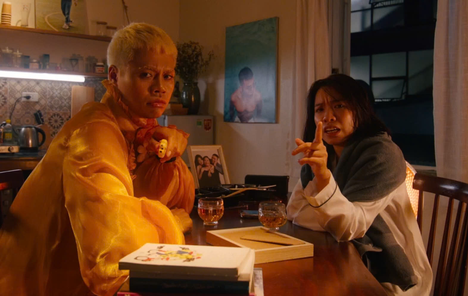 cuoi xuyen bien gioi,  vo si giac dau anh 3