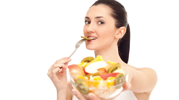 Mùa đông ăn gì giúp da mặt sáng mịn?