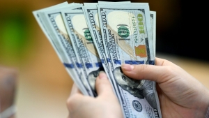 Giá USD thị trường tự do tiếp tục tăng mạnh