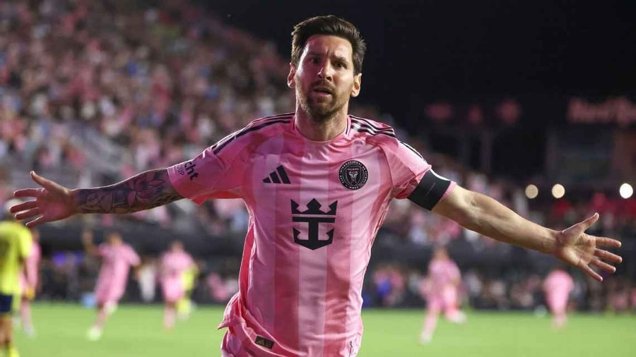 Messi ‘làm chậm ngày giải nghệ’ của 2 đồng đội lâu năm