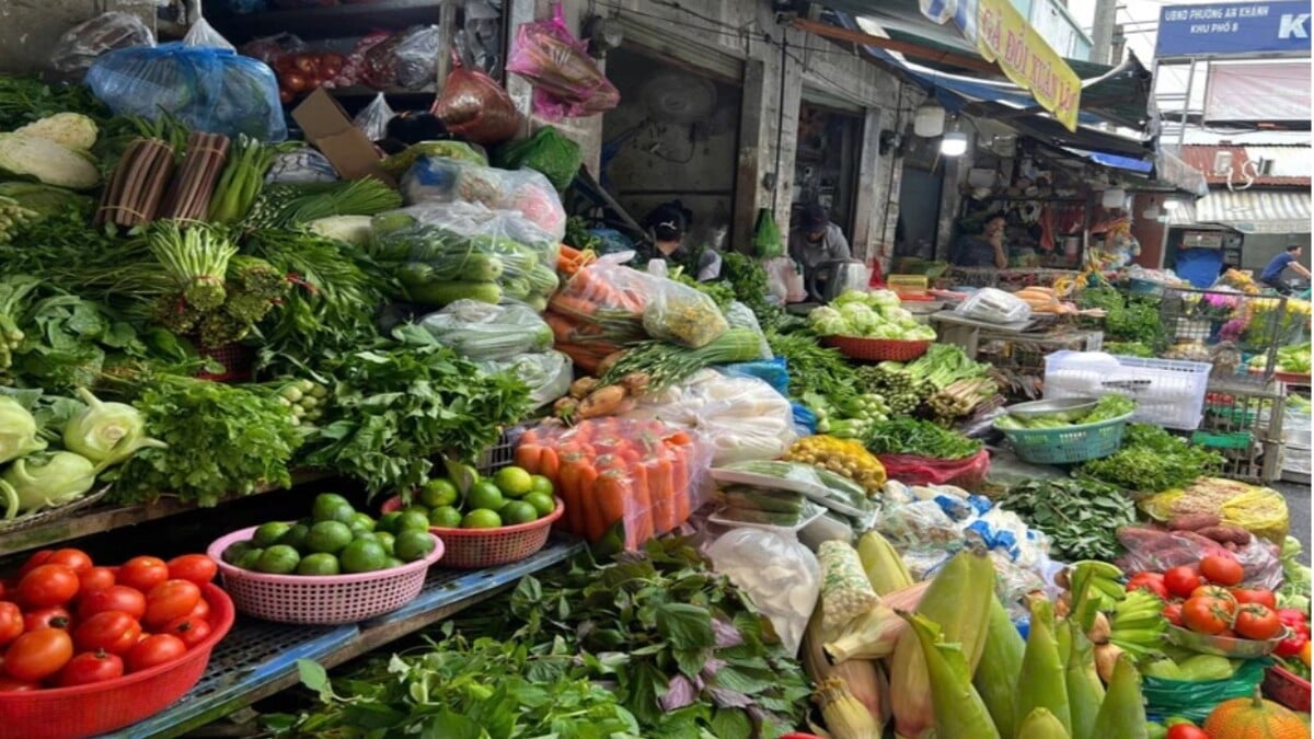 Rau củ tăng giá mạnh, tín hiệu cảnh báo mặt bằng giá mới Rau củ tăng giá mạnh, tín hiệu cảnh báo mặt bằng giá mới