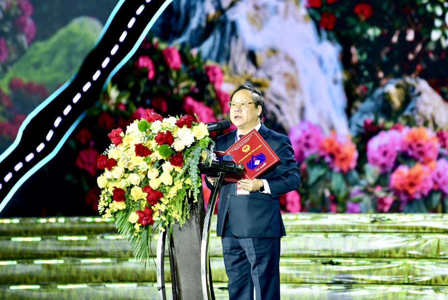 Đặc sắc đêm khai mạc Tuần Du lịch - Văn hóa Lai Châu năm 2025 Đặc sắc đêm khai mạc Tuần Du lịch - Văn hóa Lai Châu năm 2025