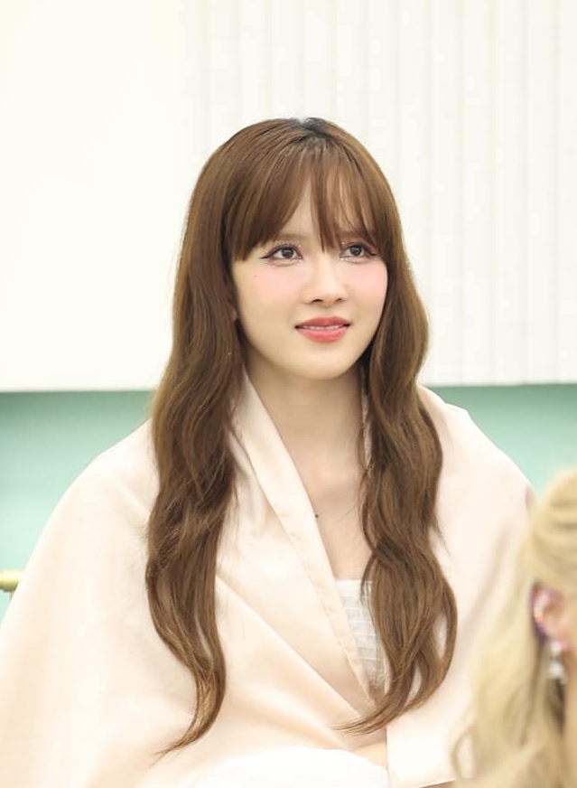 Thiều Bảo Trâm gây tranh cãi với bài hát "Chưa quên người yêu cũ"