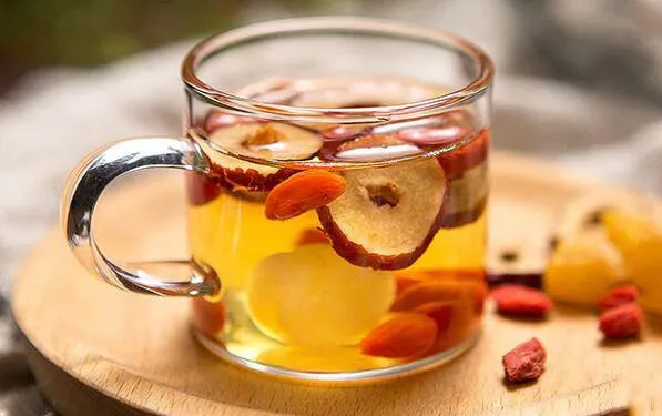 10 loại nước uống từ thảo dược tốt cho sức khỏe trong mùa đông lạnh 10 loại nước uống từ thảo dược tốt cho sức khỏe trong mùa đông lạnh