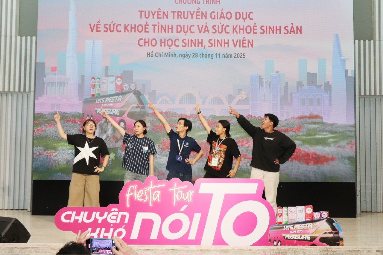 Tuyên truyền giáo dục sức khỏe tình dục, sinh sản cho sinh viên tại Trường Đại học Luật TP HCM: Lan tỏa kiến thức, xây nền tảng cho một thế hệ trẻ Tuyên truyền giáo dục sức khỏe tình dục, sinh sản cho sinh viên tại Trường Đại học Luật TP HCM: Lan tỏa kiến thức, xây nền tảng cho một thế hệ trẻ