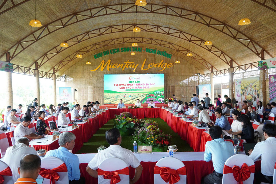 Festival Hoa - Kiểng Sa Đéc tôn vinh nghề trồng hoa, kiểng hơn 100 năm