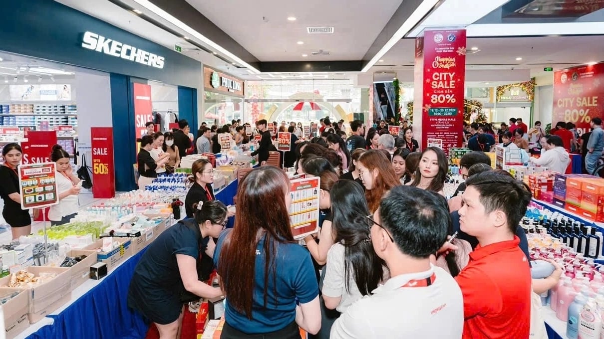 Mùa mua sắm cuối năm, ba cái bẫy chi tiêu khiến bạn "thủng ví"