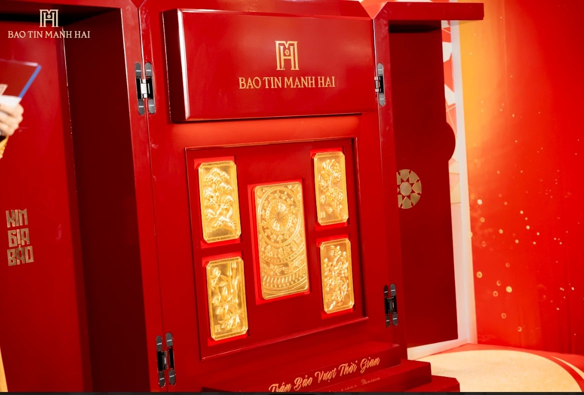 Giá vàng hôm nay 11/12: Tiến sát mốc 155 triệu đồng/lượng Giá vàng hôm nay 11/12: Tiến sát mốc 155 triệu đồng/lượng