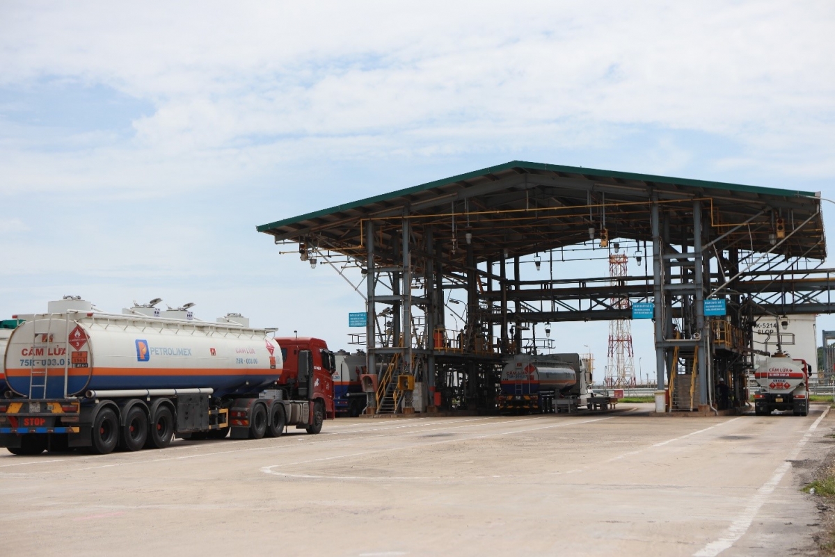 Năm 2025, sản lượng sản xuất của BSR đạt trên 7,9 triệu tấn, cao nhất từ khi Nhà máy đi vào vận hành thương mại đến nay, khẳng định vai trò trụ cột bảo đảm an ninh năng lượng quốc gia Năm 2025, sản lượng sản xuất của BSR đạt trên 7,9 triệu tấn, cao nhất từ khi Nhà máy đi vào vận hành thương mại đến nay, khẳng định vai trò trụ cột bảo đảm an ninh năng lượng quốc gia