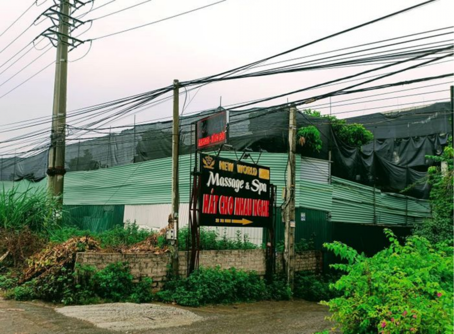 Xã Thạch Hòa (Thạch Thất - Hà Nội): Xây dựng công trình trái phép trên đất nông trường Xã Thạch Hòa (Thạch Thất - Hà Nội): Xây dựng công trình trái phép trên đất nông trường