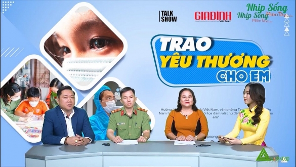 Trao yêu thương cho em